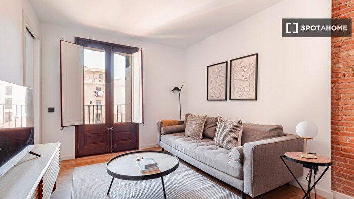 Piso en alquiler en Ciutat Vella, El Raval de 2 habitaciones