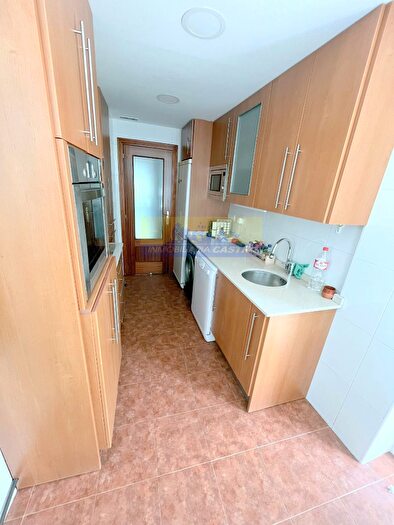 Casas en venta y pisos alquiler - 3