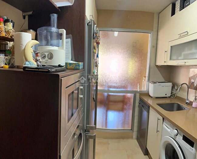 Casas en venta y pisos alquiler - 3