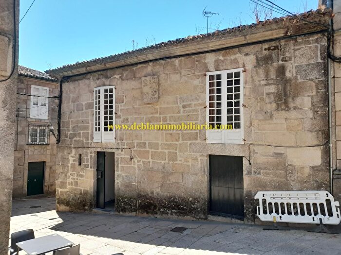 Casas en venta y pisos alquiler - 1