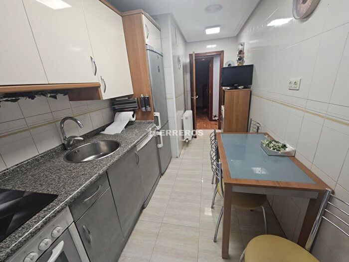 Casas en venta y pisos alquiler - 2