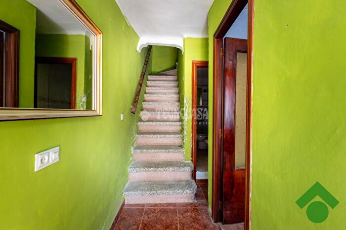 Casas en venta y pisos alquiler - 3