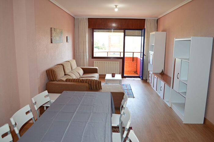 Casas en venta y pisos alquiler - 1