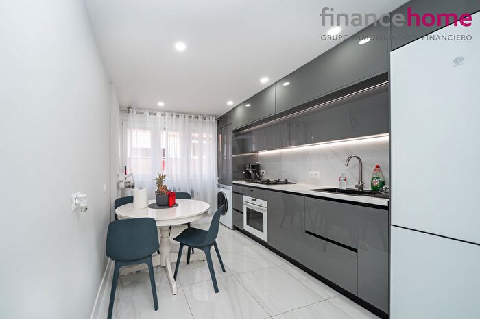 Piso en venta en Villa de Vallecas, Casco Histórico de Vallecas de 3 habitaciones