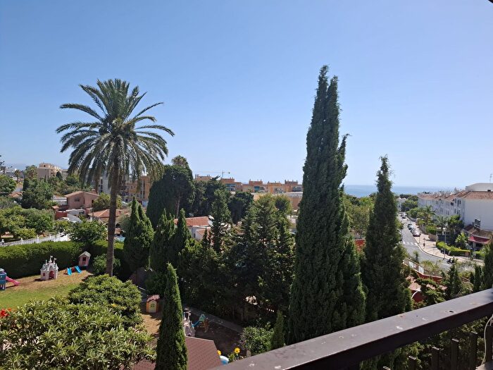 Piso en venta en El Pinillo, Torremolinos de 3 habitaciones