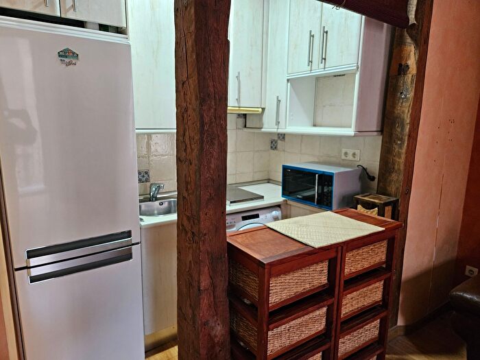 Casas en venta y pisos alquiler - 2
