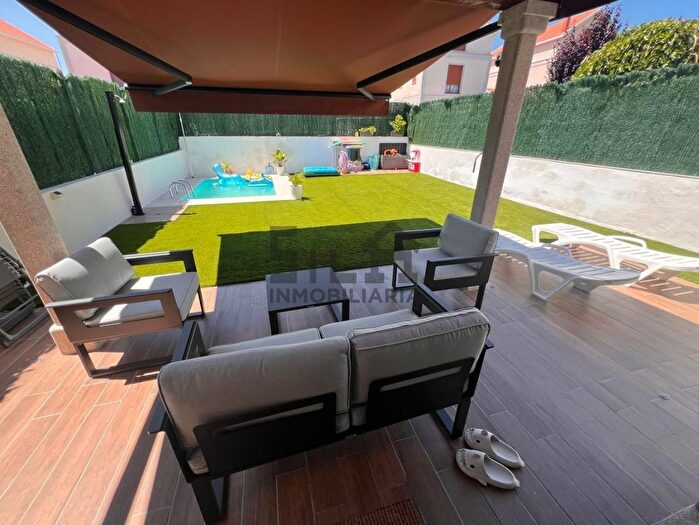 Casas en venta y pisos alquiler - 1