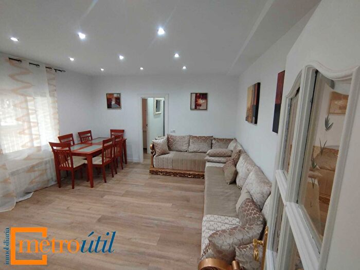 Casas en venta y pisos alquiler - 1
