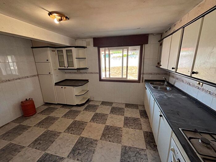 Casas en venta y pisos alquiler - 2