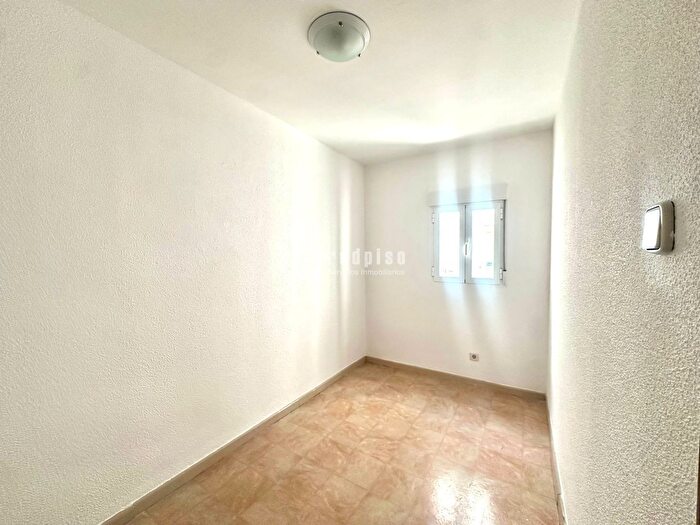 Casas en venta y pisos alquiler - 2