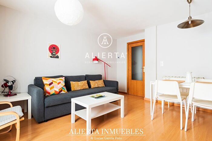 Casas en venta y pisos alquiler - 2