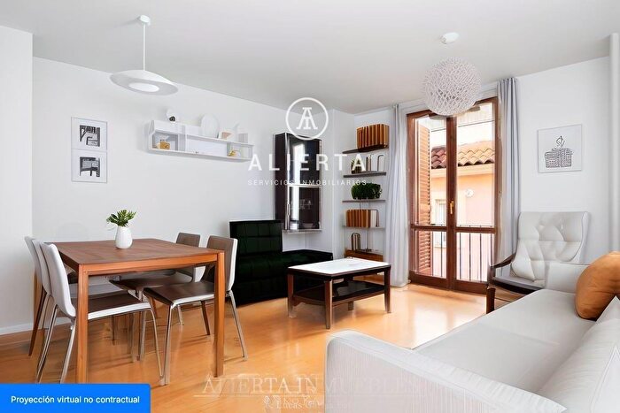 Casas en venta y pisos alquiler - 1