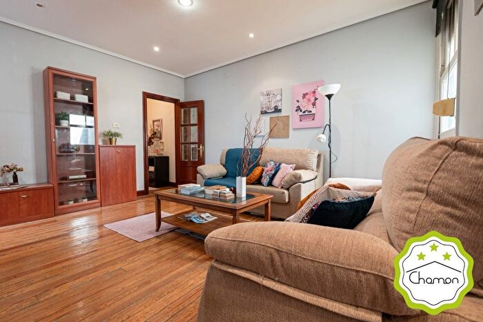 Casas en venta y pisos alquiler - 3