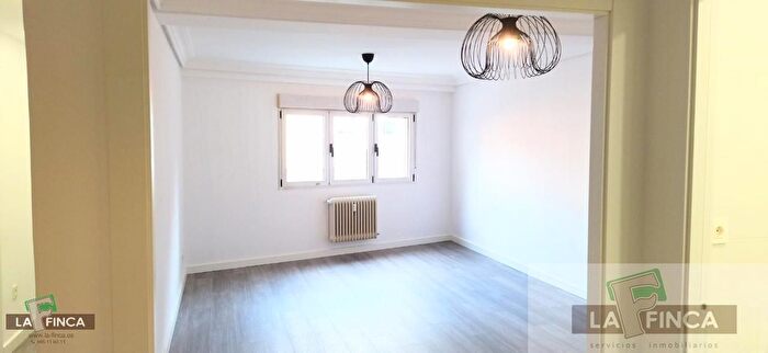Casas en venta y pisos alquiler - 2