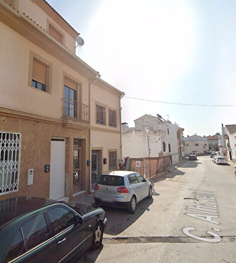 Casas en venta y pisos alquiler - 2