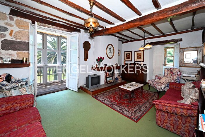 Casas en venta y pisos alquiler - 3