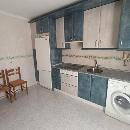 Piso en venta en Peñaranda de Bracamonte, Salamanca de 3 habitaciones