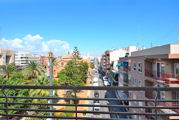 Piso en venta en Centro, Centro Muelle Pesquero de 4 habitaciones