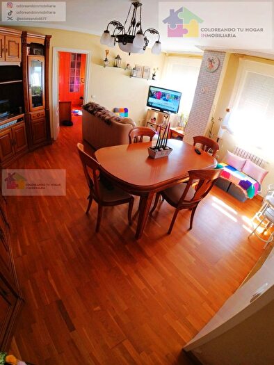 Casas en venta y pisos alquiler - 3