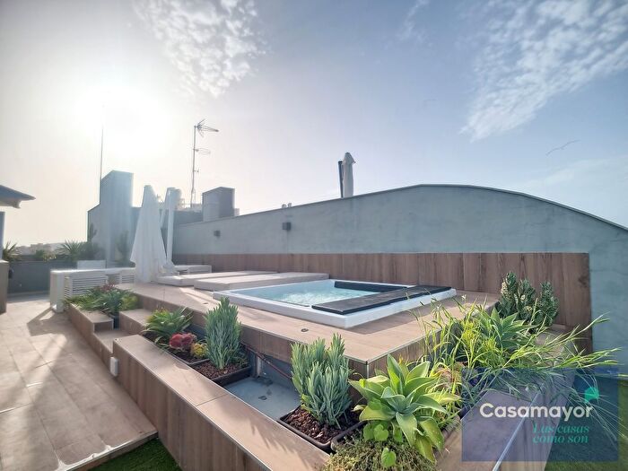 Casas en venta y pisos alquiler - 3