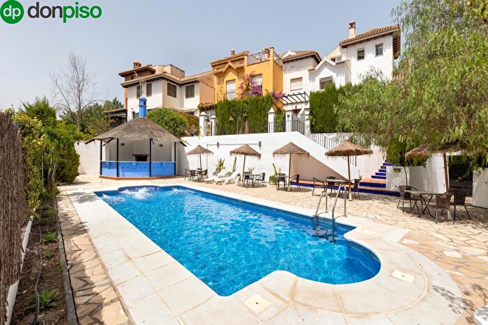 Casas en venta y pisos alquiler - 1