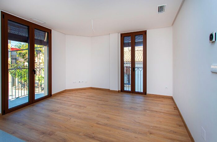 Casas en venta y pisos alquiler - 2