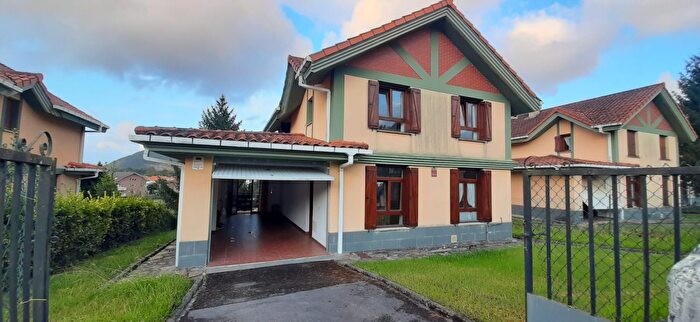 Casas en venta y pisos alquiler - 1