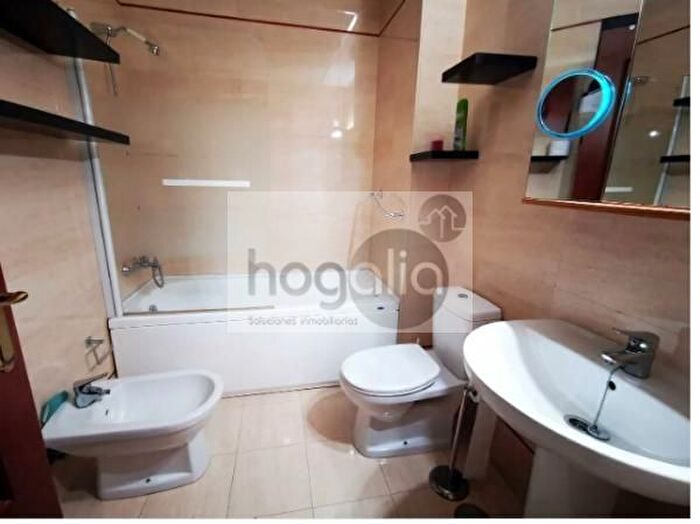 Casas en venta y pisos alquiler - 2