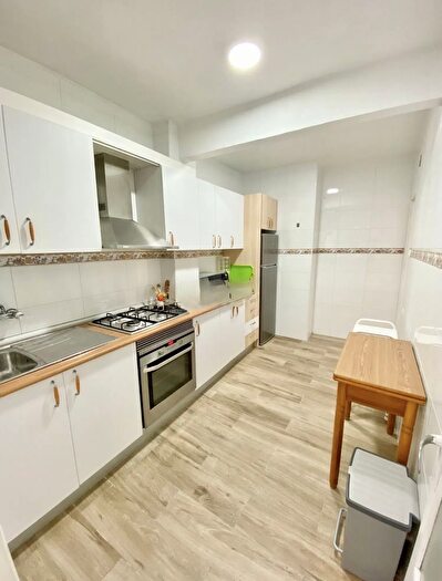 Casas en venta y pisos alquiler - 1