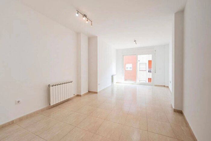 Piso en venta en Cataluña, Girona de 3 habitaciones