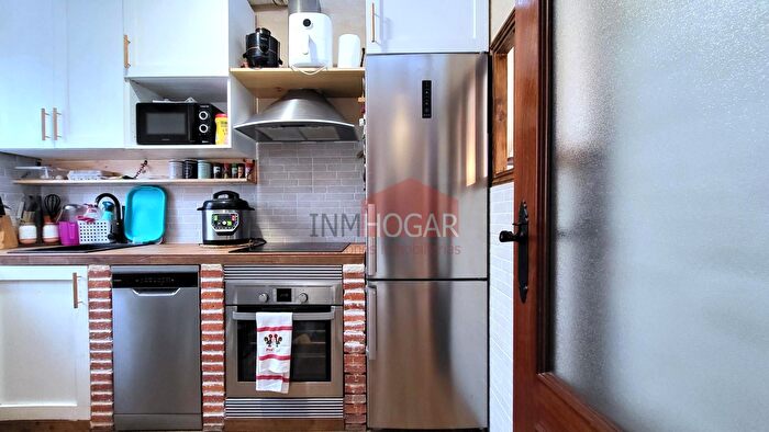 Casas en venta y pisos alquiler - 3