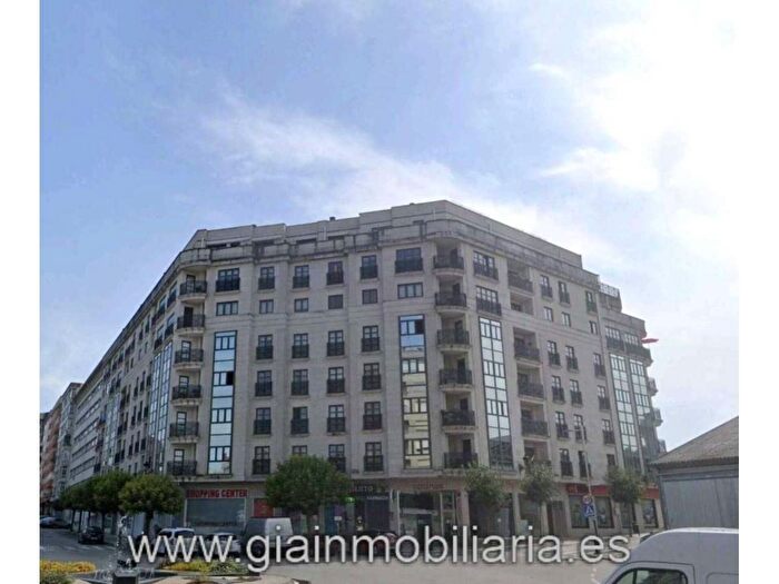 Piso en venta en Ponteareas, Pontevedra de 3 habitaciones
