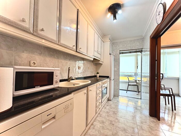 Casas en venta y pisos alquiler - 2