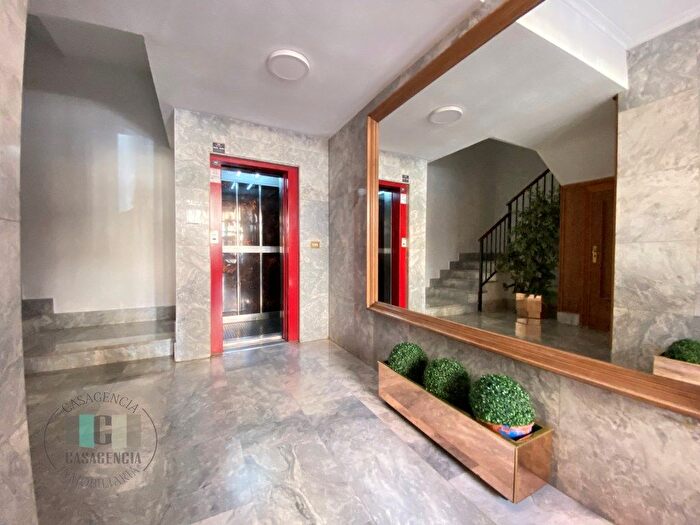 Piso en venta en Norte, Plaza Illes Columbretes de 3 habitaciones