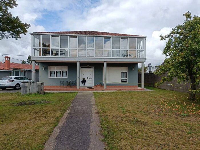 Casa en venta en Galicia, A Coruña de 4 habitaciones