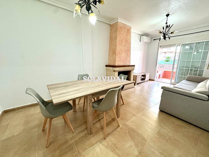 Casa en venta en Desamparados Hurchillo Torremendo, Orihuela de 3 habitaciones
