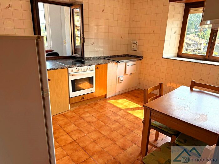 Casas en venta y pisos alquiler - 3