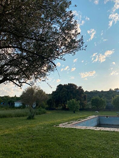 Casa en venta en Nalda, La Rioja de 3 habitaciones