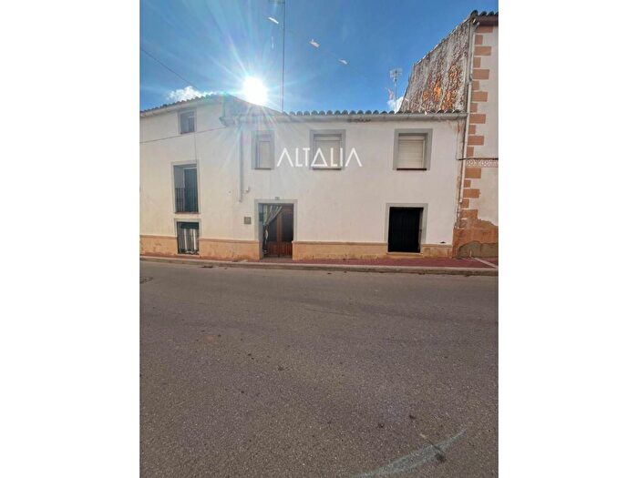Casa en venta en Castilla La Mancha, Cuenca de 6 habitaciones