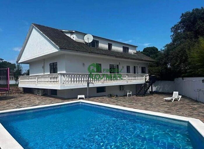 Casa en venta en Cataluña, Girona de 6 habitaciones