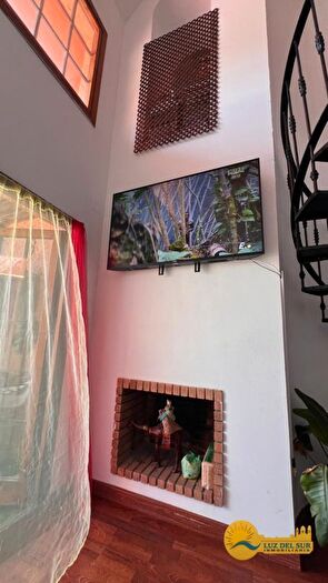 Casas en venta y pisos alquiler - 3