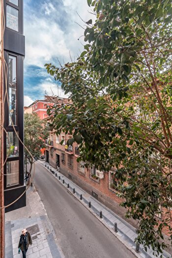 Casas en venta y pisos alquiler - 3
