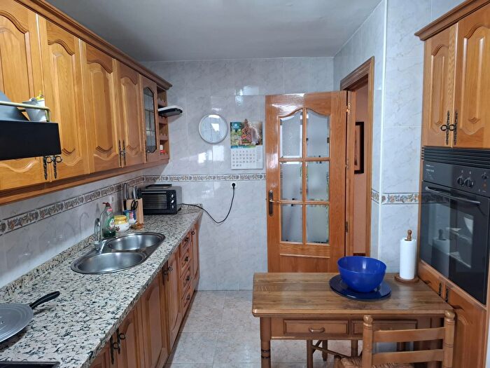 Casas en venta y pisos alquiler - 2