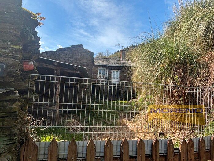 Casas en venta y pisos alquiler - 3