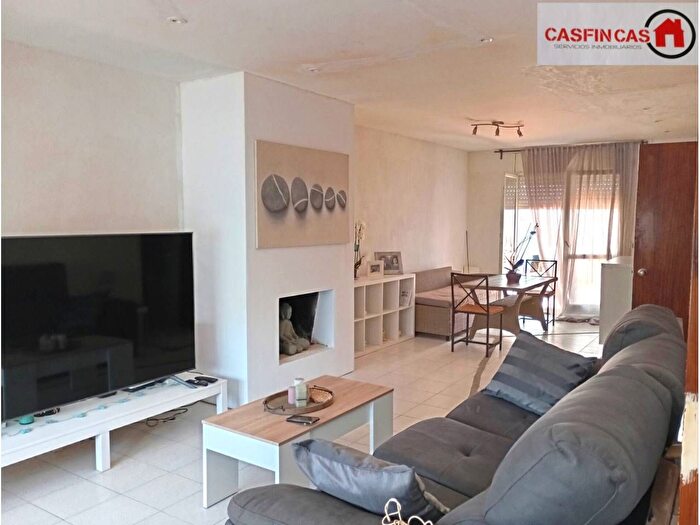 Casa en venta en Can Toni, Cunit de 5 habitaciones