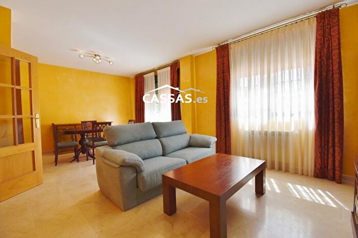 Casas en venta y pisos alquiler - 3