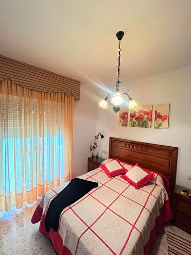 Casas en venta y pisos alquiler - 2