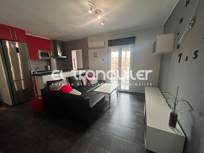Casas en venta y pisos alquiler - 1