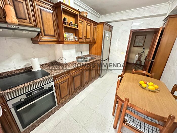 Casas en venta y pisos alquiler - 3