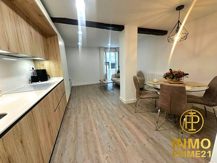 Casas en venta y pisos alquiler - 1
